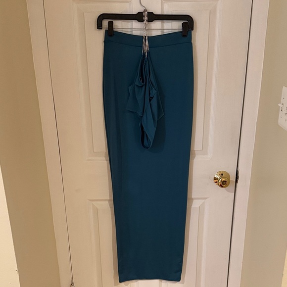 Fashion Nova Dresses & Skirts - Elegant Green Maxi Skirt and Top Matching Set